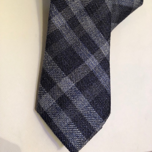 Michael Kors brand new blue & grey check tie - Picture 1 of 4